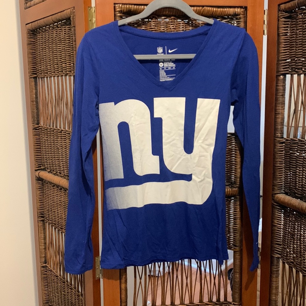 NY Giants V-Neck long sleeve top XS